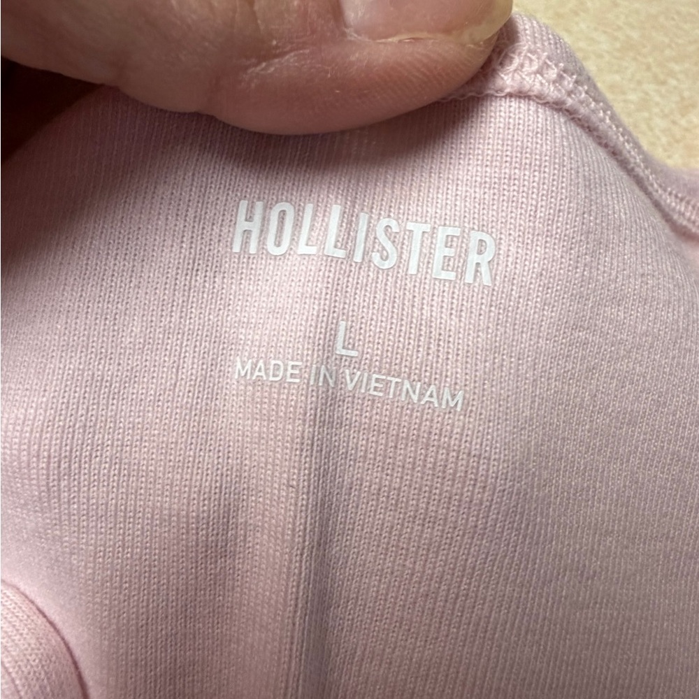 *LAST CHANCE- 3 for $10!!*
Hollister Off-Shoulder Tie Sleeve Tank- Petal Pink - Picture 7 of 8